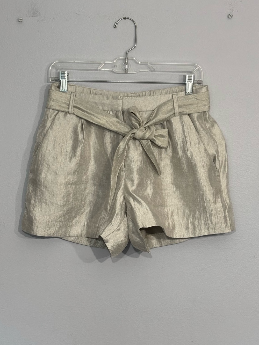 LOFT Metallic Tie-Waist High-Rise Belted Shorts Champagne Shimmer Women’s 2